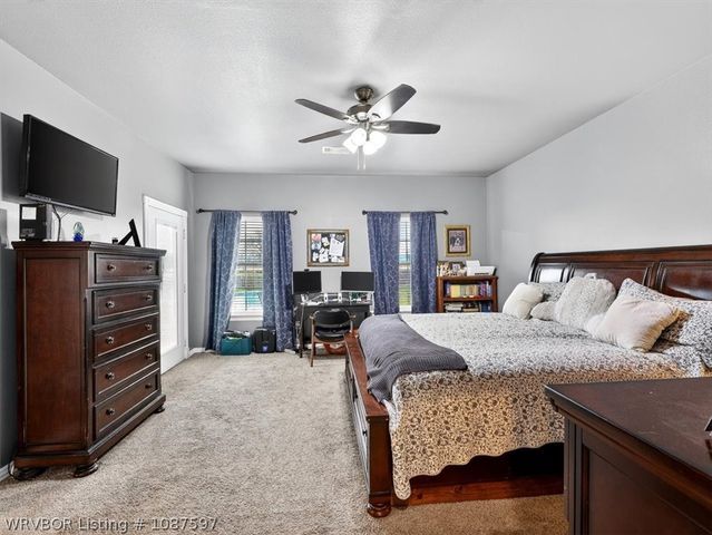 104 Kingrey Lane, Poteau, OK 74953