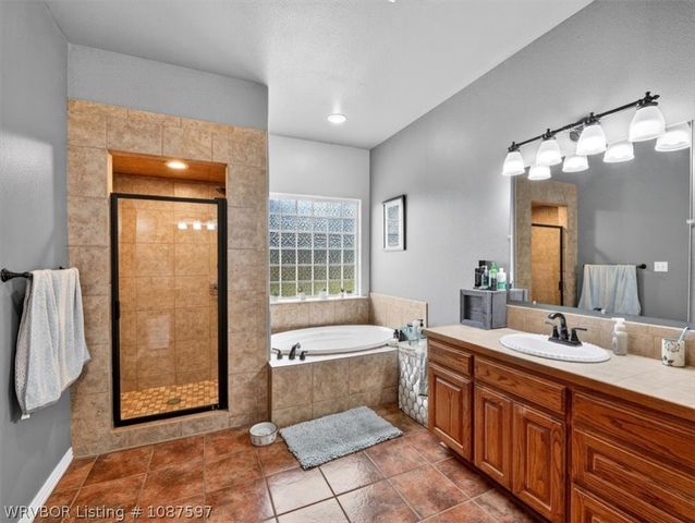 104 Kingrey Lane, Poteau, OK 74953