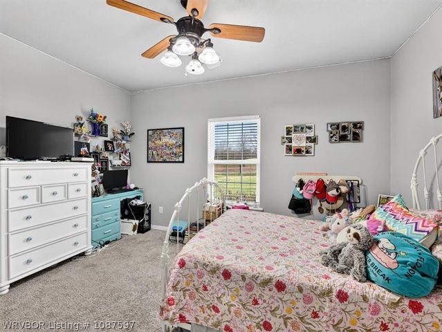 104 Kingrey Lane, Poteau, OK 74953