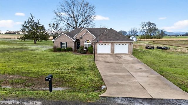 104 Kingrey Lane, Poteau, OK 74953