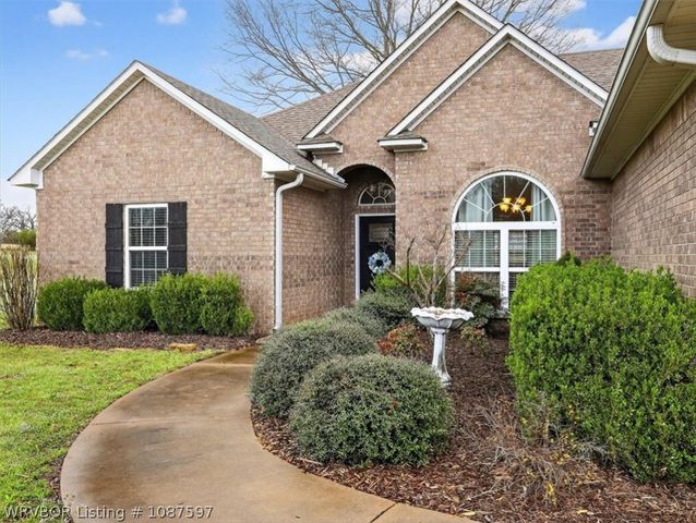 104 Kingrey Lane, Poteau, OK 74953