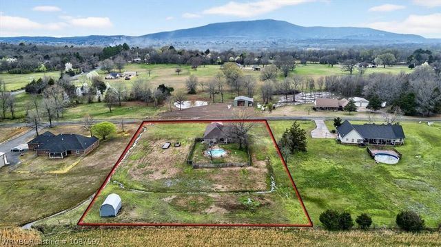 104 Kingrey Lane, Poteau, OK 74953