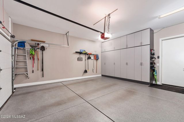 26 W Antelope Canyon, Oro Valley, AZ 85755