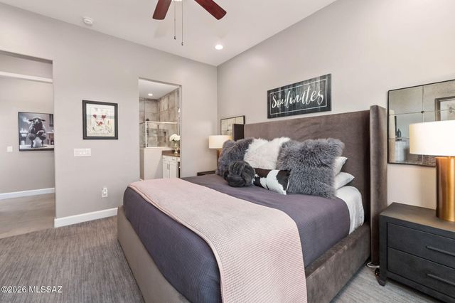 26 W Antelope Canyon, Oro Valley, AZ 85755