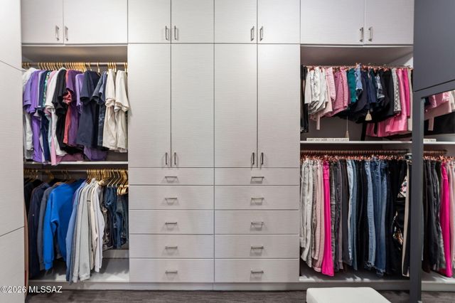 26 W Antelope Canyon, Oro Valley, AZ 85755