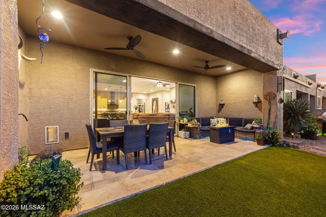 26 W Antelope Canyon, Oro Valley, AZ 85755