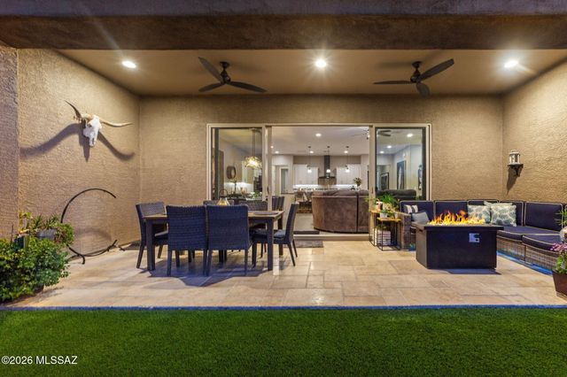 26 W Antelope Canyon, Oro Valley, AZ 85755