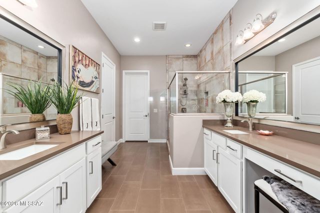 26 W Antelope Canyon, Oro Valley, AZ 85755