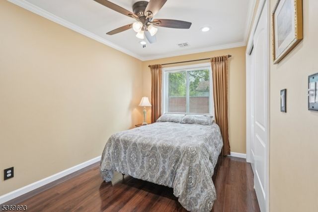 20 Leonard Ter, Wayne Twp., NJ 07470