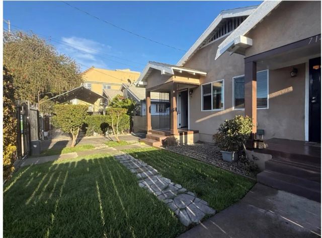 712 W 54th, Los Angeles, CA 90037
