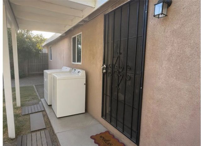 712 W 54th, Los Angeles, CA 90037