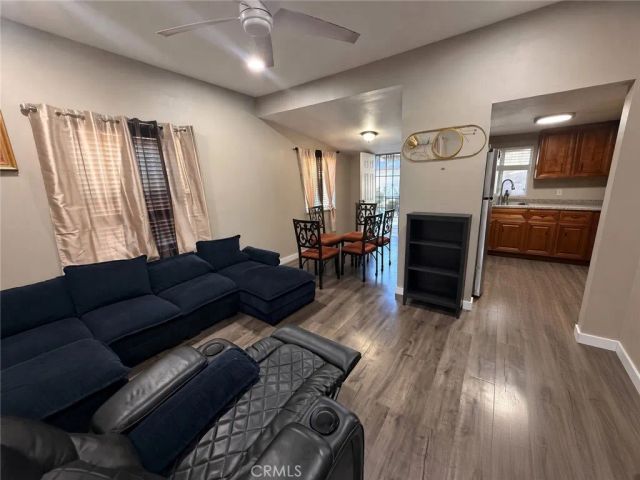 712 W 54th, Los Angeles, CA 90037