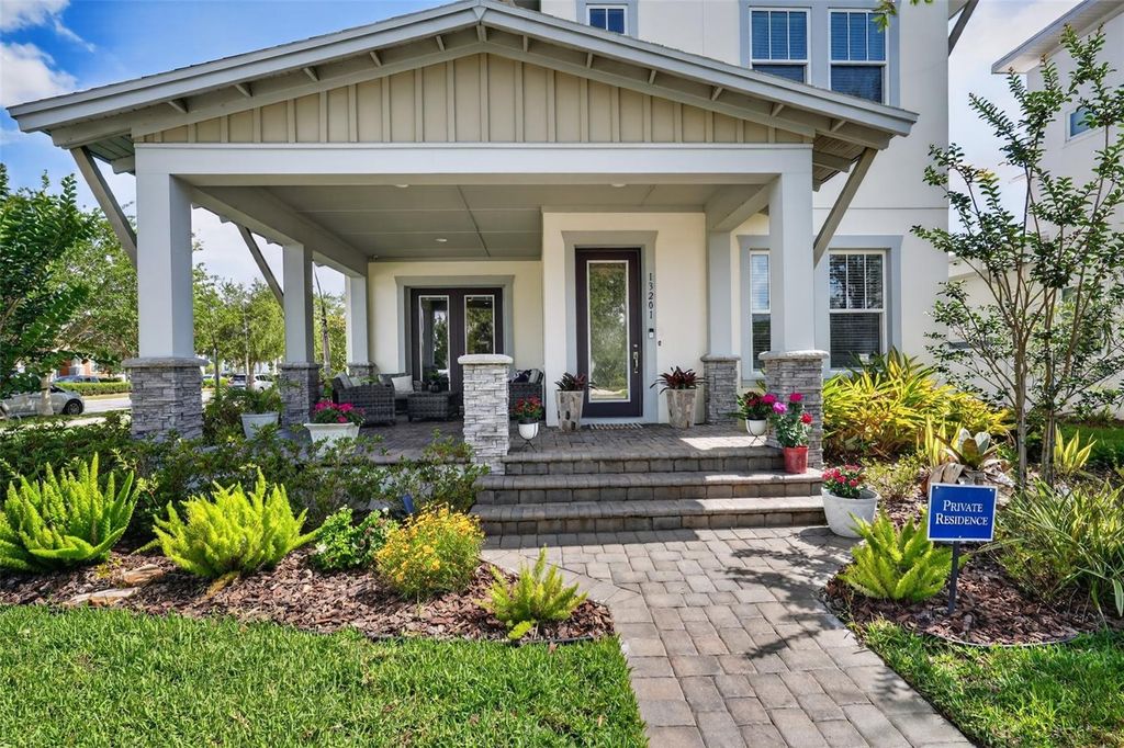 Image 11 of property listing at 13201 GRANGER AVENUE, Orlando, FL 32827
