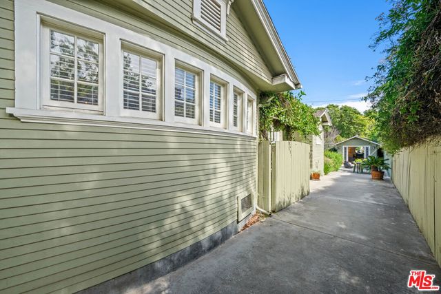 1314 N Genesee Avenue, Los Angeles, CA 90046