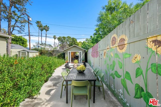 1314 N Genesee Avenue, Los Angeles, CA 90046