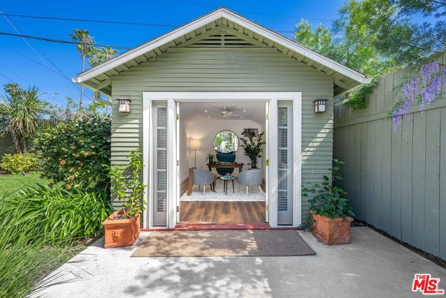 1314 N Genesee Avenue, Los Angeles, CA 90046