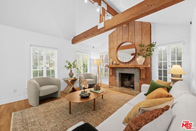 1314 N Genesee Avenue, Los Angeles, CA 90046