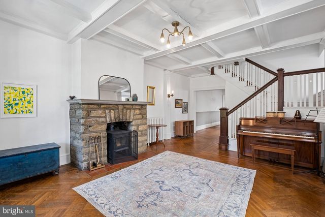 133 E GORGAS LN, Philadelphia, PA 19119