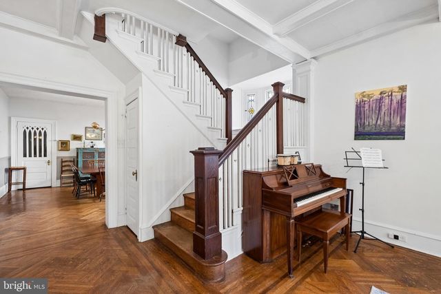 133 E GORGAS LN, Philadelphia, PA 19119