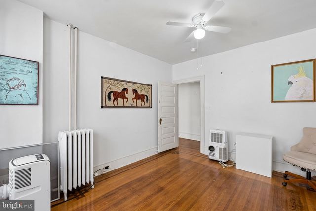 133 E GORGAS LN, Philadelphia, PA 19119