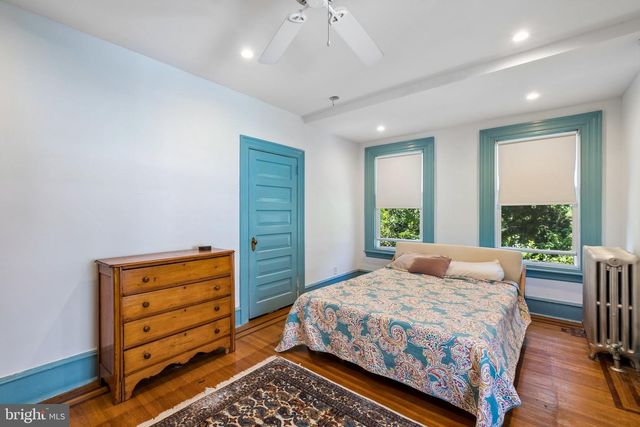 133 E GORGAS LN, Philadelphia, PA 19119