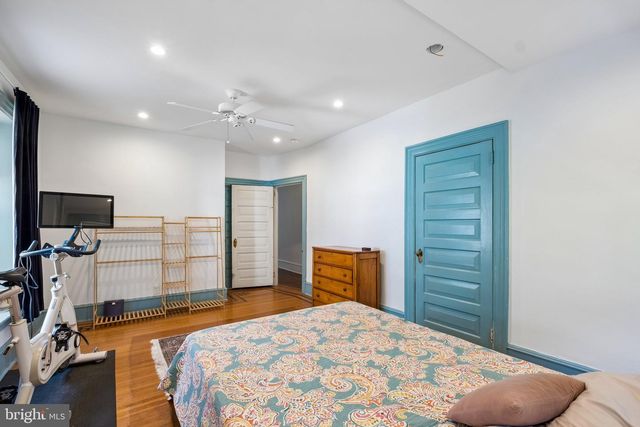 133 E GORGAS LN, Philadelphia, PA 19119