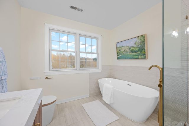 1305 Summerpark Drive, Forest, VA 24551