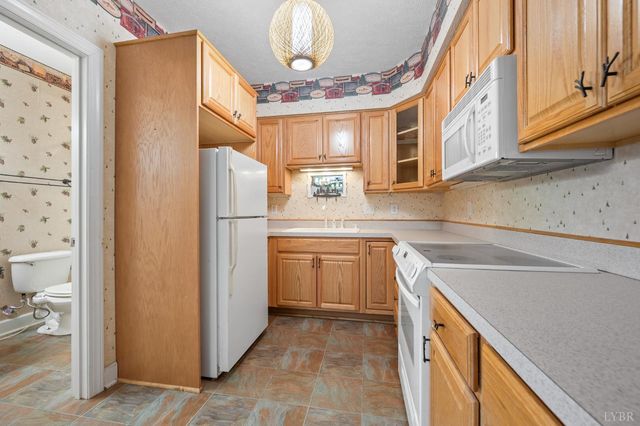 1305 Summerpark Drive, Forest, VA 24551