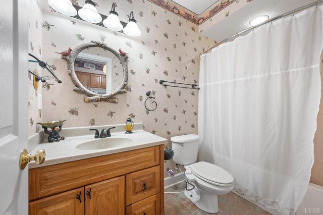 1305 Summerpark Drive, Forest, VA 24551