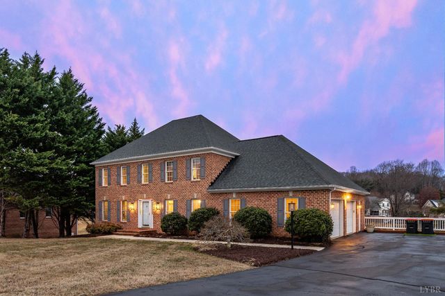 1305 Summerpark Drive, Forest, VA 24551
