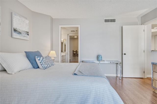 690 ISLAND WAY 307, Clearwater Beach, FL 33767