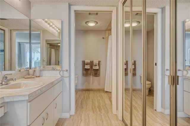 690 ISLAND WAY 307, Clearwater Beach, FL 33767