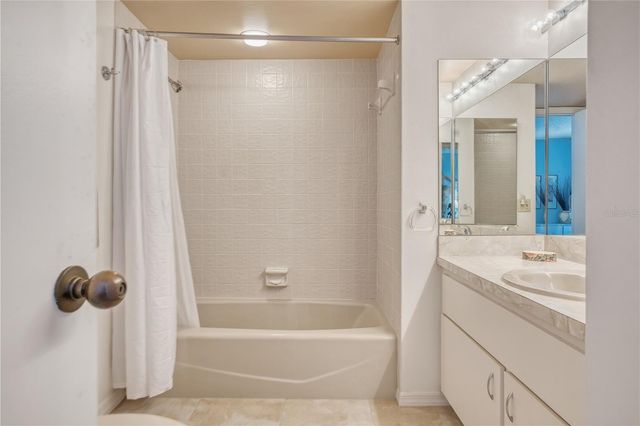 690 ISLAND WAY 307, Clearwater Beach, FL 33767