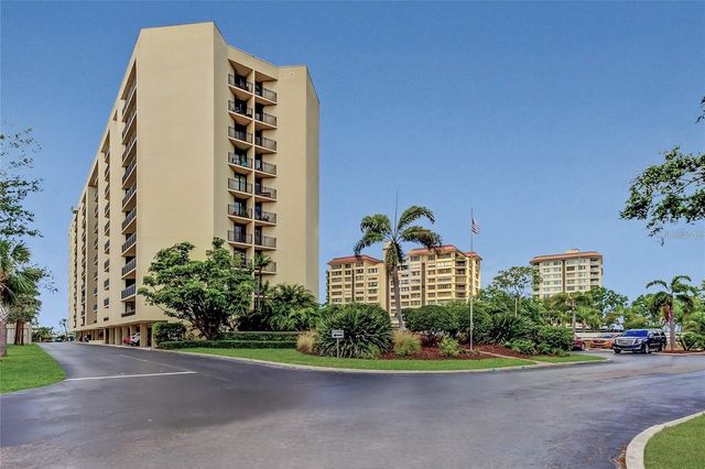 690 ISLAND WAY 307, Clearwater Beach, FL 33767