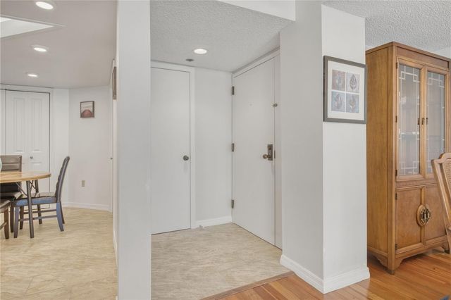 690 ISLAND WAY 307, Clearwater Beach, FL 33767