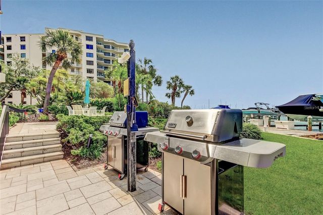 690 ISLAND WAY 307, Clearwater Beach, FL 33767