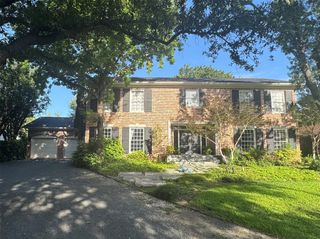 9027 Guernsey Lane, Dallas, TX 75220