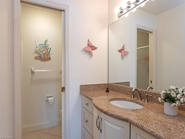 2960 Crown Pointe BLVD, Naples, FL 34112