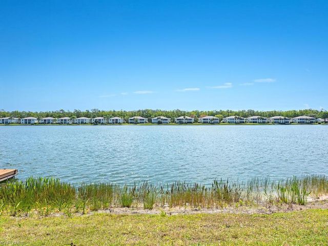 2960 Crown Pointe BLVD, Naples, FL 34112