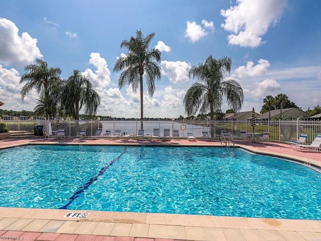 2960 Crown Pointe BLVD, Naples, FL 34112