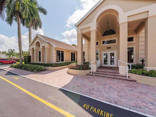 2960 Crown Pointe BLVD, Naples, FL 34112