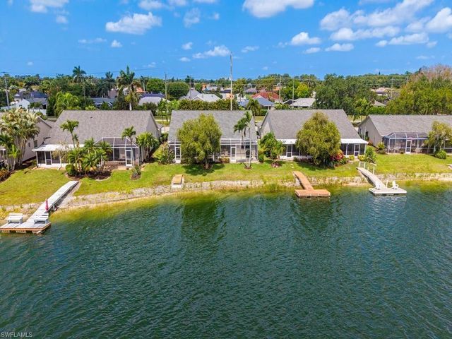 2960 Crown Pointe BLVD, Naples, FL 34112