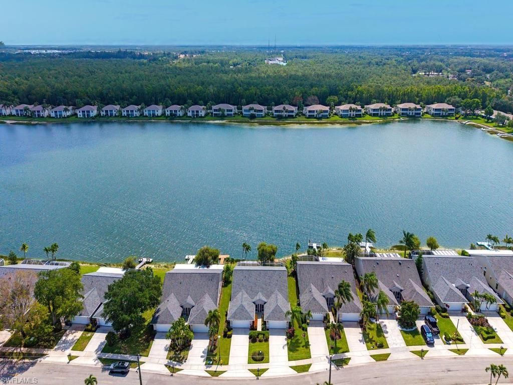 2960 Crown Pointe BLVD, Naples, FL 34112