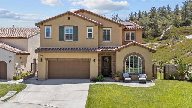 28200 Nield Court, Saugus, CA 91350