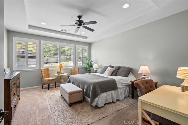 28200 Nield Court, Saugus, CA 91350