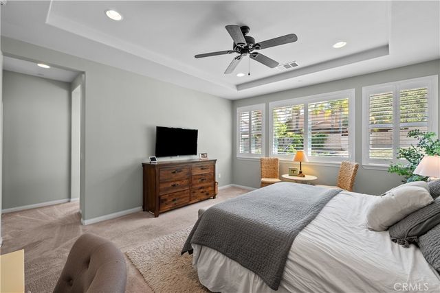 28200 Nield Court, Saugus, CA 91350