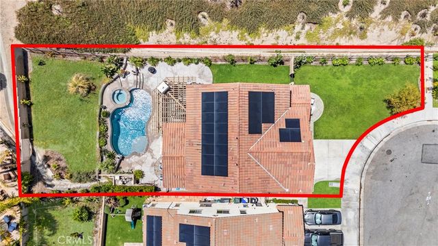 28200 Nield Court, Saugus, CA 91350