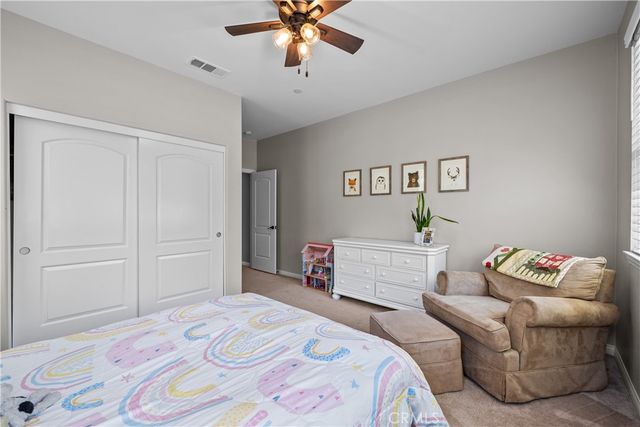 28200 Nield Court, Saugus, CA 91350