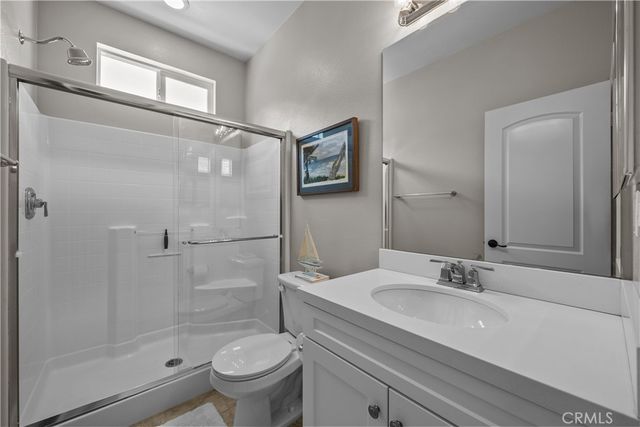 28200 Nield Court, Saugus, CA 91350