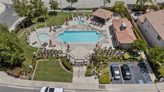 28200 Nield Court, Saugus, CA 91350